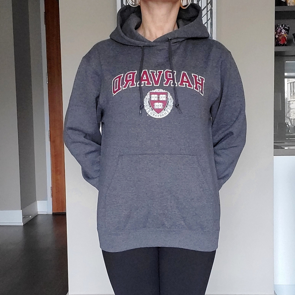 👑 HOST PICK 👑 Harvard University Hoodie